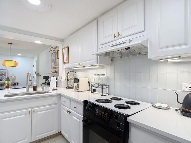 36750 US HIGHWAY 19 N 16-108, Palm Harbor, FL 34683