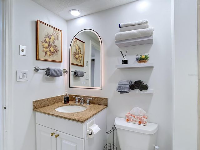 36750 US HIGHWAY 19 N 16-108, Palm Harbor, FL 34683