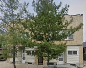 1014 E Prairie Avenue 2RW, Des Plaines, IL 60016