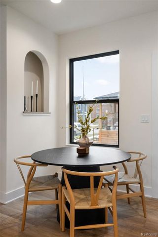 1752 Fischer Street, Detroit, MI 48214