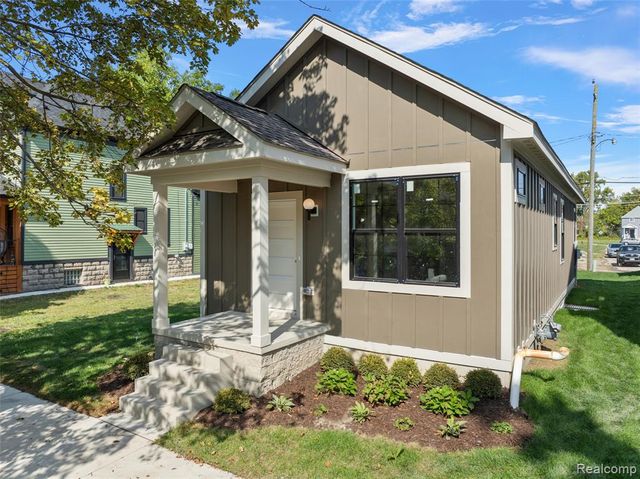 1752 Fischer Street, Detroit, MI 48214