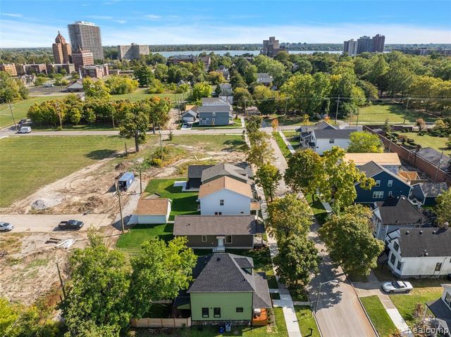 1752 Fischer Street, Detroit, MI 48214