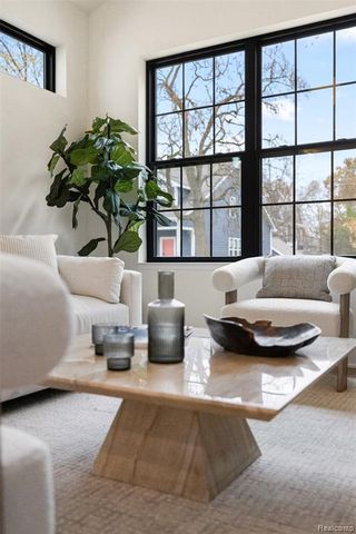 1752 Fischer Street, Detroit, MI 48214