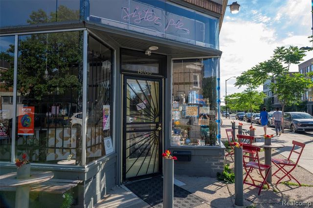 1752 Fischer Street, Detroit, MI 48214