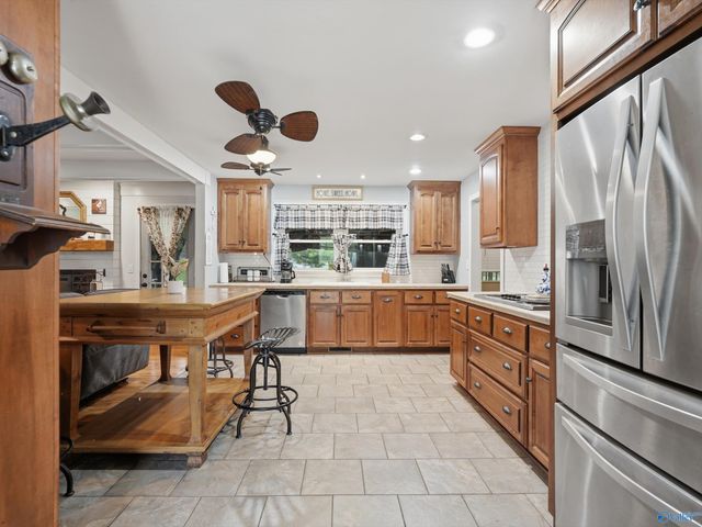 25360 Oak Grove Road, Athens, AL 35613