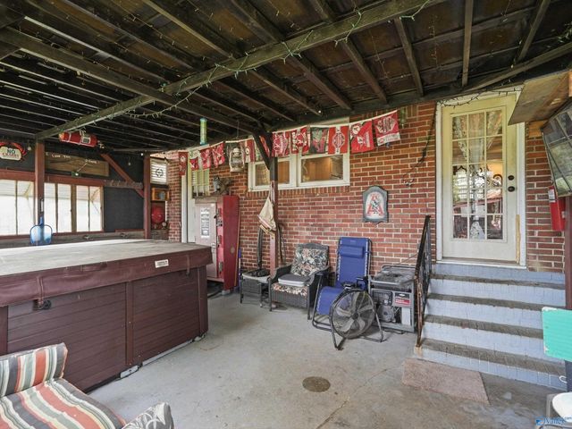25360 Oak Grove Road, Athens, AL 35613