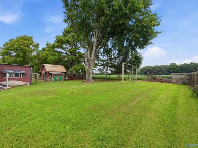25360 Oak Grove Road, Athens, AL 35613