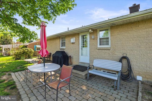 832 HARTMAN AVE, Hanover, PA 17331