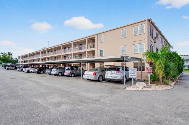 3125 36TH STREET N 303, St Petersburg, FL 33713