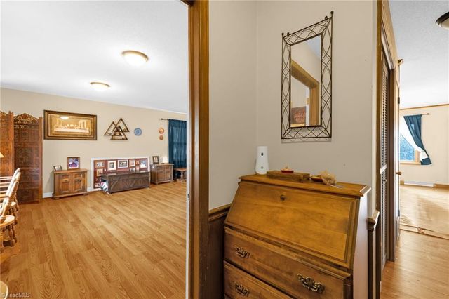 607 W Academy Street, Randleman, NC 27317