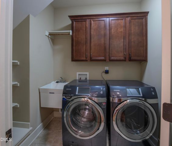 1717 Font Hills Lane, Knightdale, NC 27545