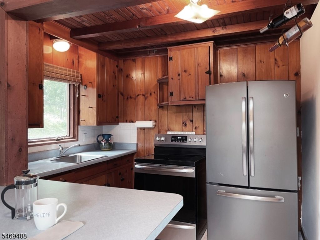16 Lakeview Rd, Hopatcong Boro, NJ 07843 — photo 3