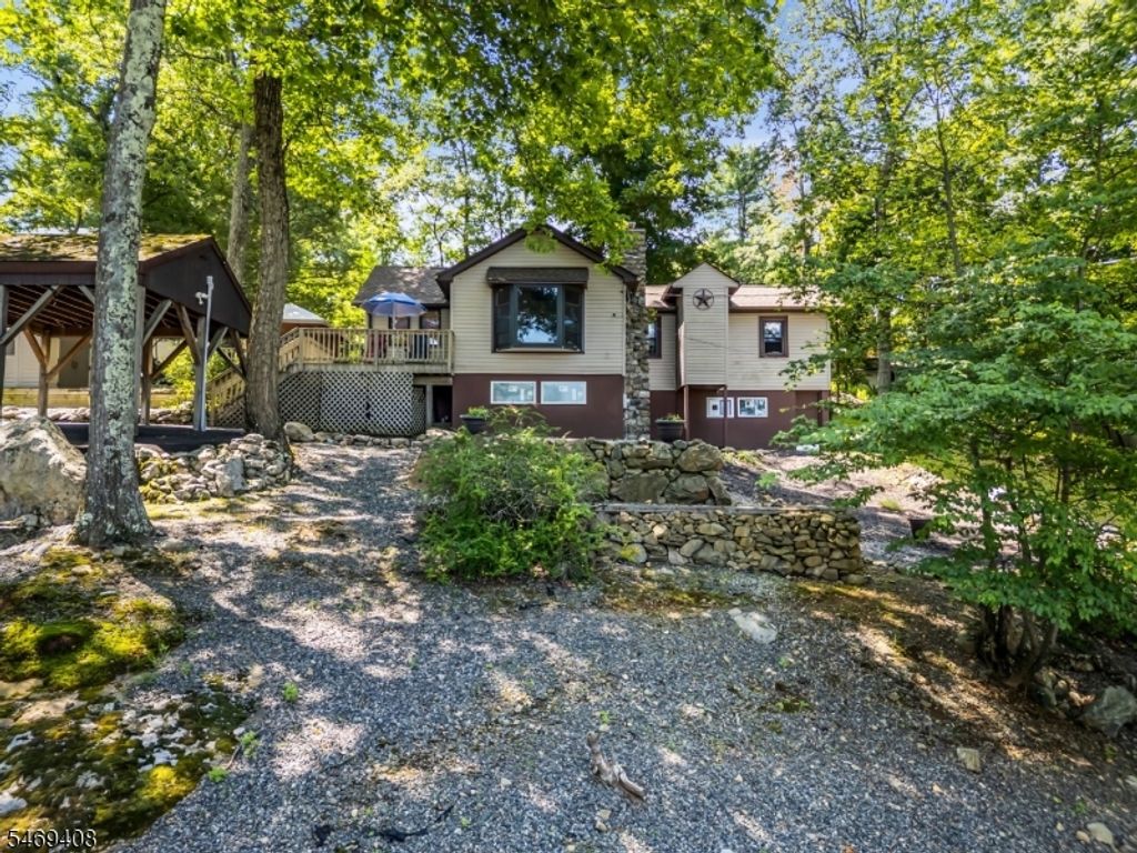 16 Lakeview Rd, Hopatcong Boro, NJ 07843 — photo 4