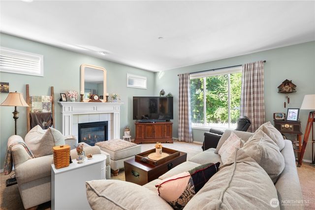 2060 Hammond Avenue, Dupont, WA 98327
