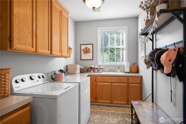2060 Hammond Avenue, Dupont, WA 98327