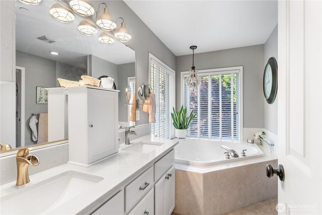 2060 Hammond Avenue, Dupont, WA 98327