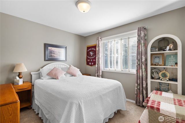 2060 Hammond Avenue, Dupont, WA 98327