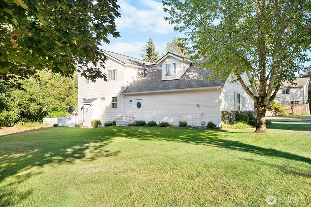 2060 Hammond Avenue, Dupont, WA 98327