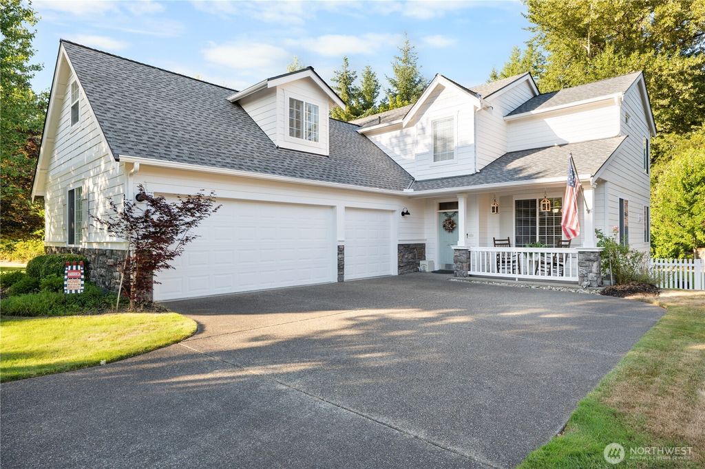 2060 Hammond Avenue, Dupont, WA 98327