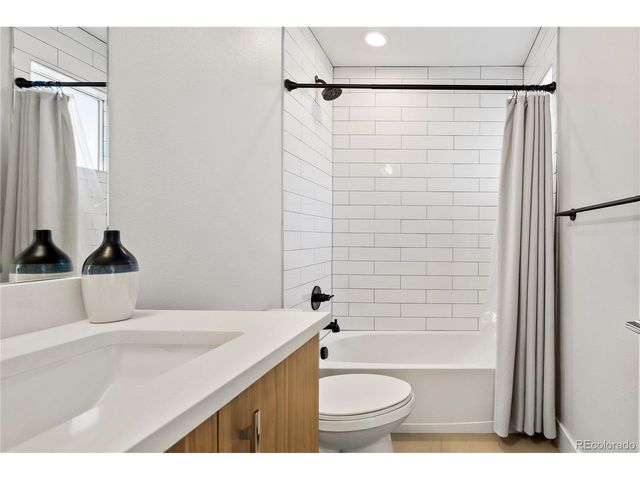 1432 Knox Ct, Denver, CO 80204