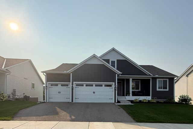 4538 Savanna Trail, Chaska, MN 55318