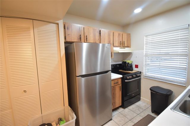 2482 ENTERPRISE ROAD 2, Clearwater, FL 33763