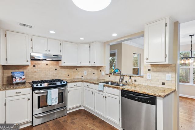 3077 Westwood Way, Alpharetta, GA 30004