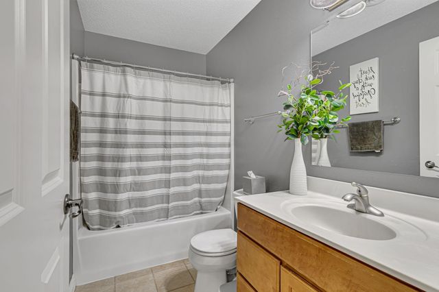 2531 7th Avenue SE, Willmar, MN 56201