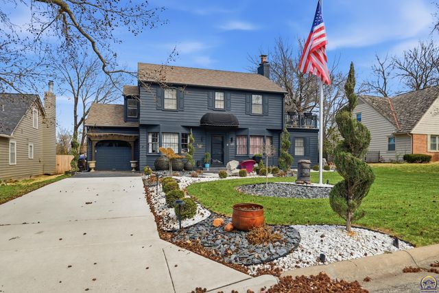 3640 SW York Way, Topeka, KS 66604