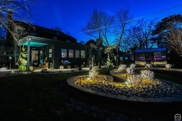 3640 SW York Way, Topeka, KS 66604