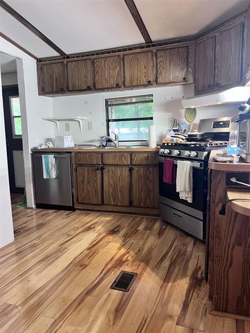 512 Cutter Drive, Trinity, TX 75862