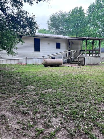512 Cutter Drive, Trinity, TX 75862