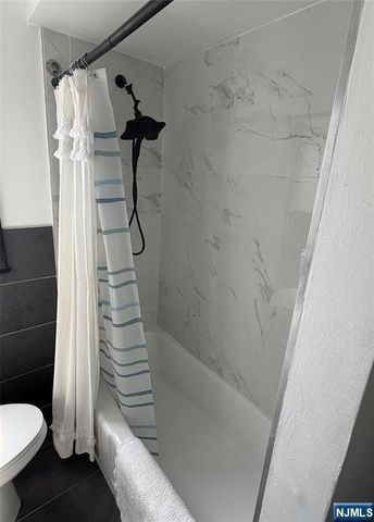 130 Clinton Avenue, Bergenfield, NJ 07621