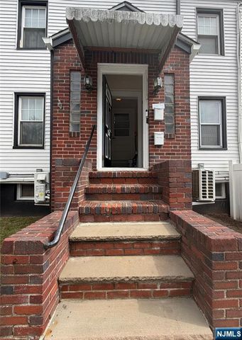 130 Clinton Avenue, Bergenfield, NJ 07621