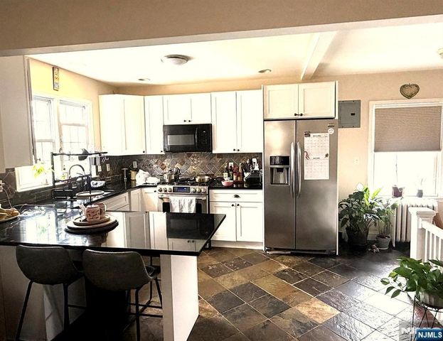 130 Clinton Avenue, Bergenfield, NJ 07621