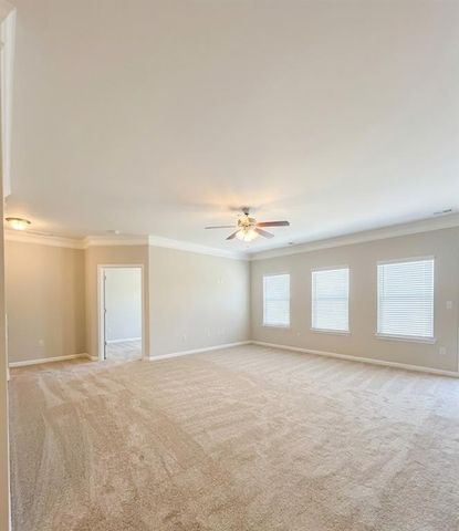 1086 Blind Brook Circle, Hoschton, GA 30548