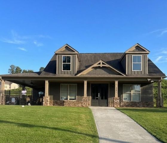 1086 Blind Brook Circle, Hoschton, GA 30548