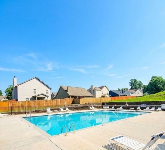 1086 Blind Brook Circle, Hoschton, GA 30548