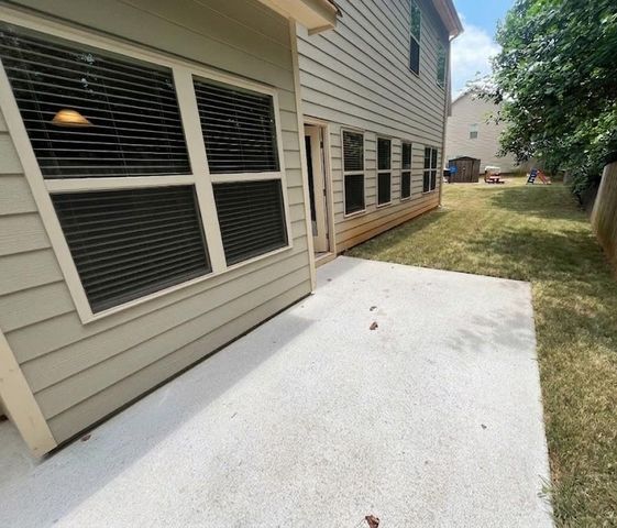 1086 Blind Brook Circle, Hoschton, GA 30548