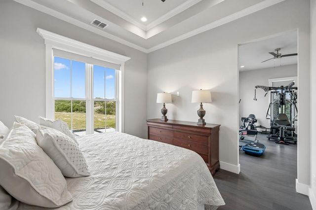 1501 N Cattlemans Crossing Dr, Kerrville, TX 78028
