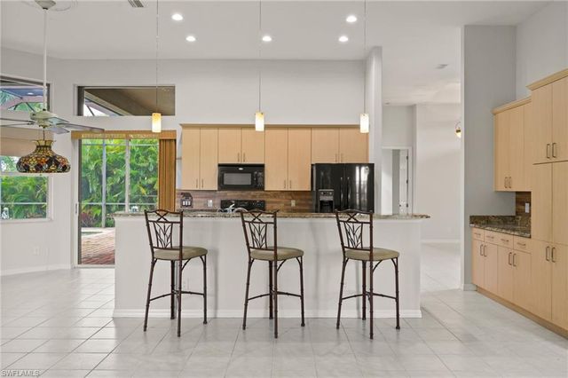 2727 NW 45th PL, Cape Coral, FL 33993