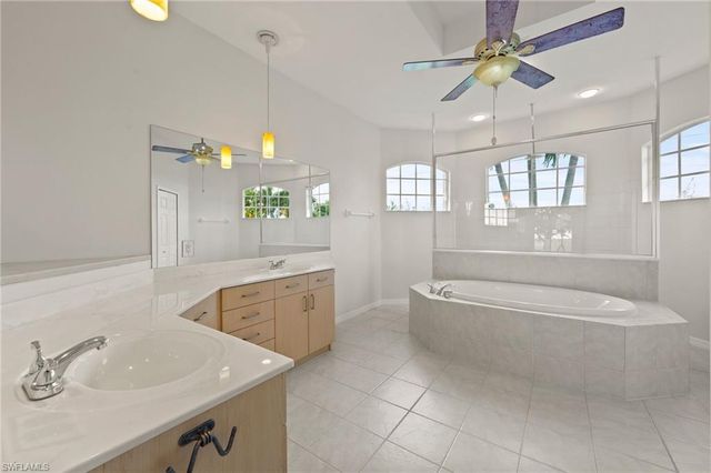 2727 NW 45th PL, Cape Coral, FL 33993