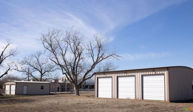 202 E 4th St, Nordheim, TX 78141