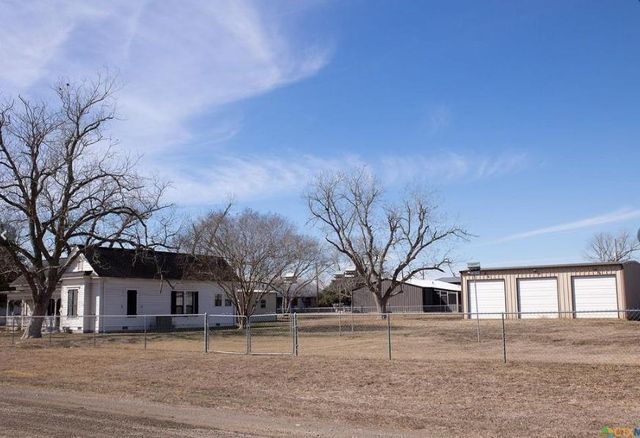 202 E 4th St, Nordheim, TX 78141