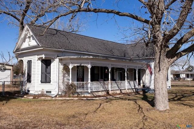 202 E 4th St, Nordheim, TX 78141