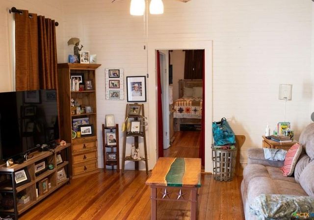 202 E 4th St, Nordheim, TX 78141