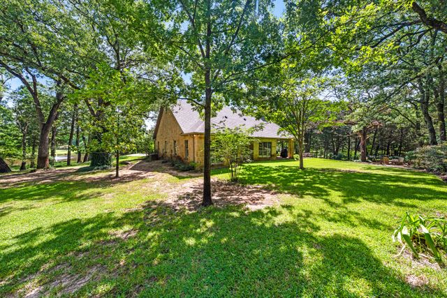 258 Vz County Road 3528, Wills Point, TX 75169