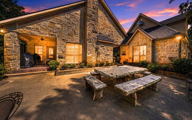 258 Vz County Road 3528, Wills Point, TX 75169