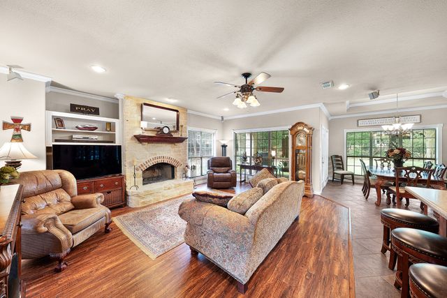 258 Vz County Road 3528, Wills Point, TX 75169