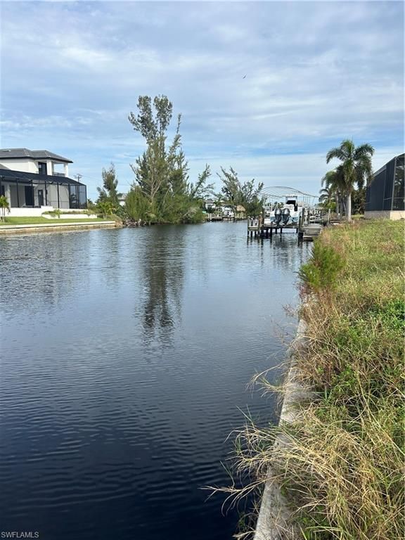 624 NW 39th AVE, CAPE CORAL, FL 33993 — photo 2